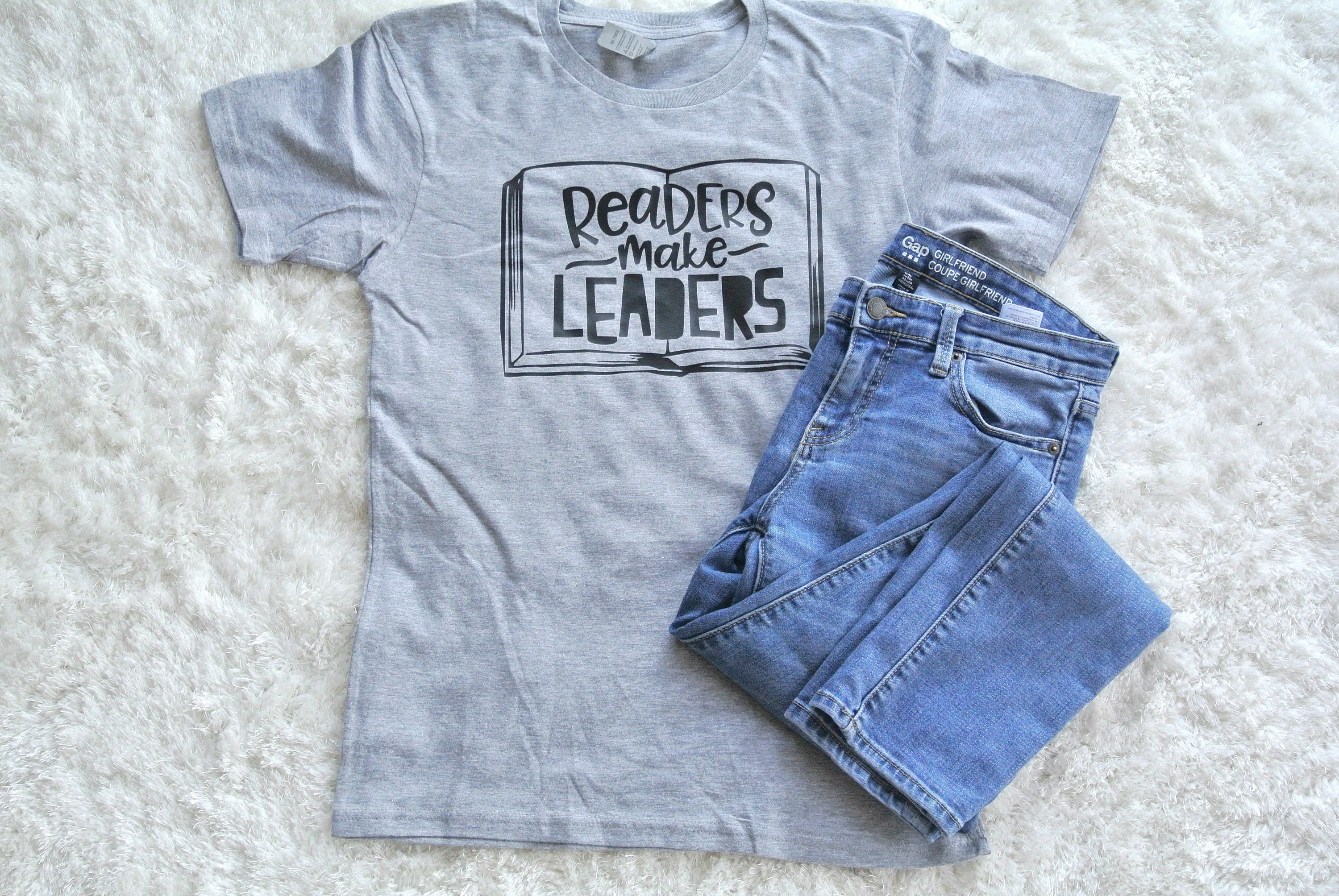 Readers Make Leaders Unisex T-Shirt